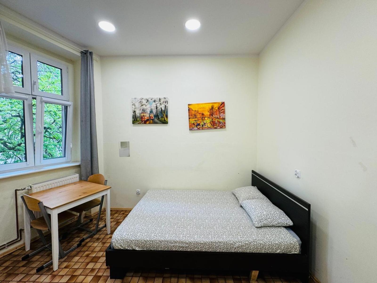 Lilia House Hostel พอซนาน ภายนอก รูปภาพ