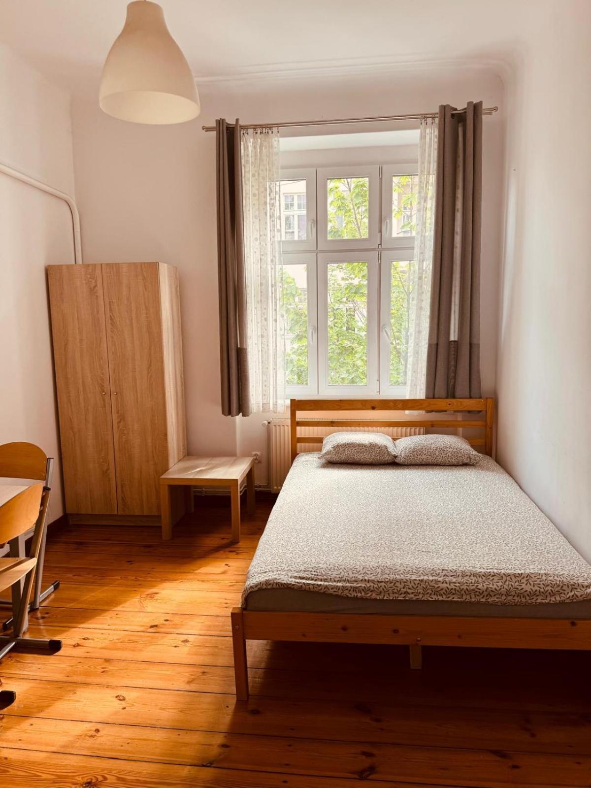Lilia House Hostel พอซนาน ภายนอก รูปภาพ