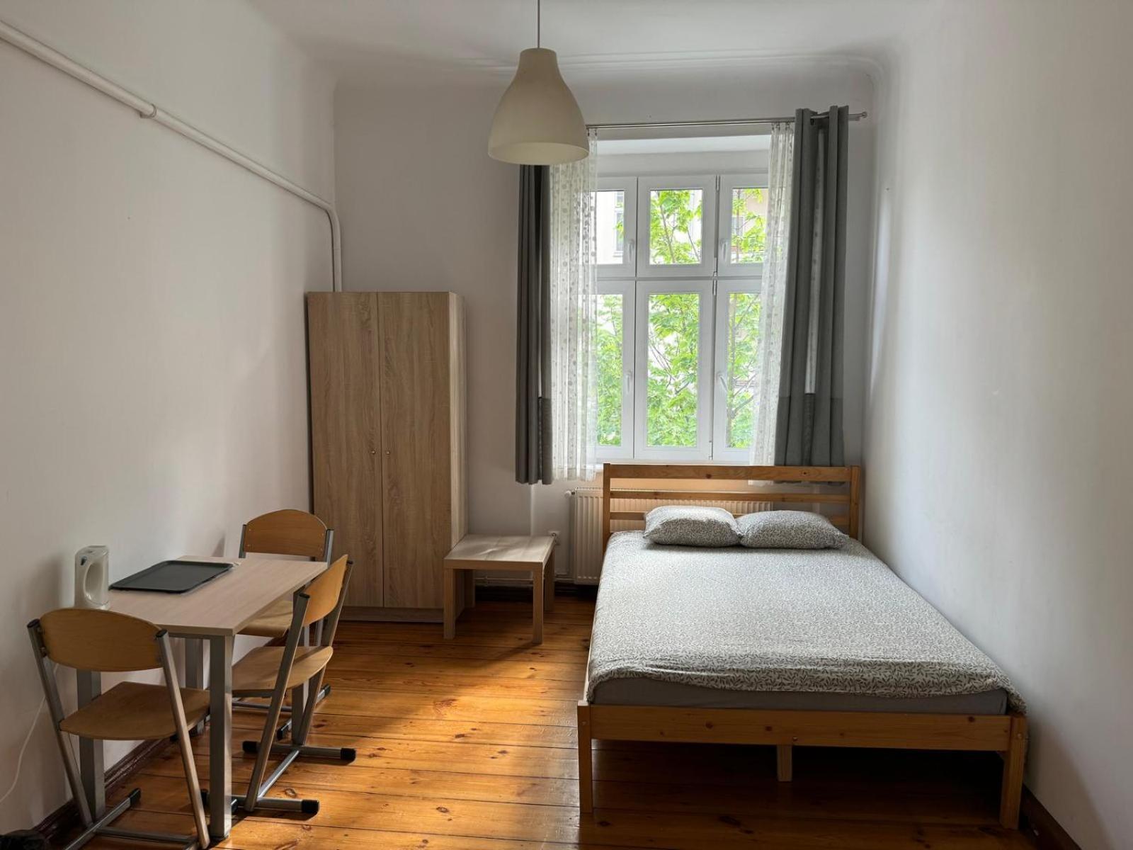 Lilia House Hostel พอซนาน ภายนอก รูปภาพ