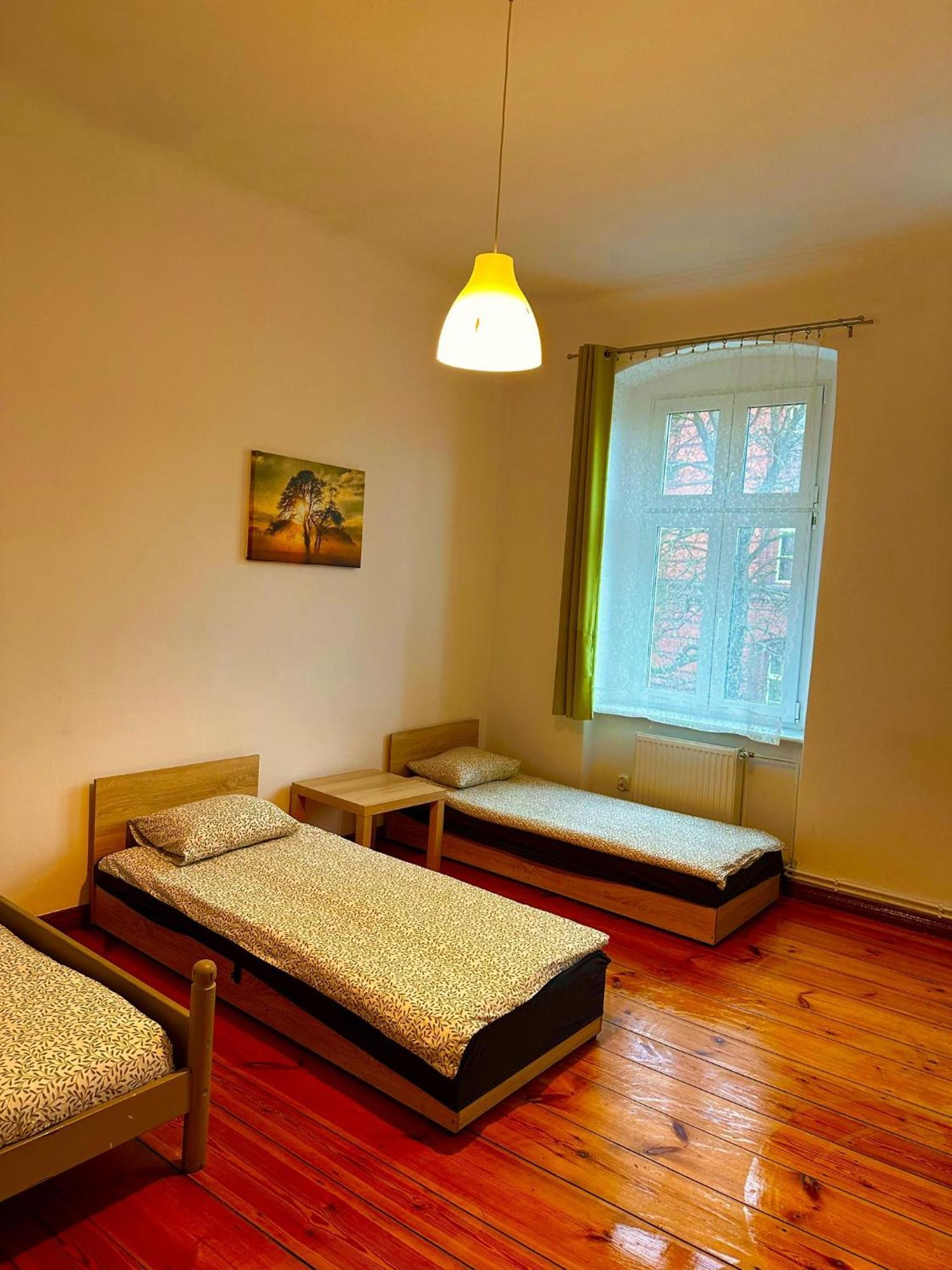 Lilia House Hostel พอซนาน ภายนอก รูปภาพ