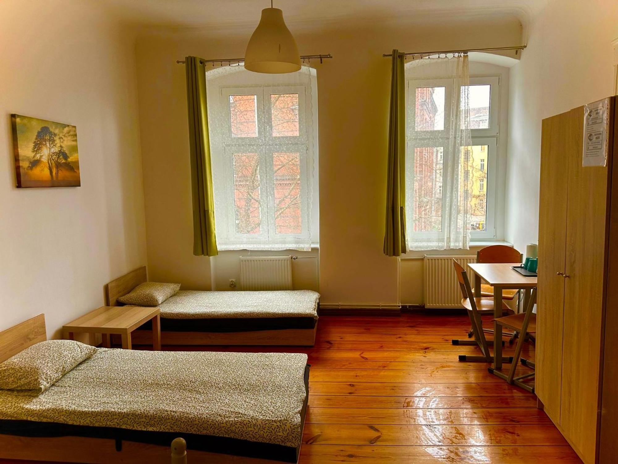 Lilia House Hostel พอซนาน ภายนอก รูปภาพ