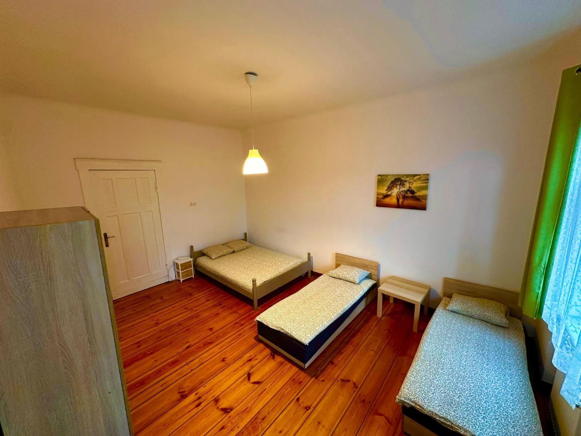 Lilia House Hostel พอซนาน ภายนอก รูปภาพ